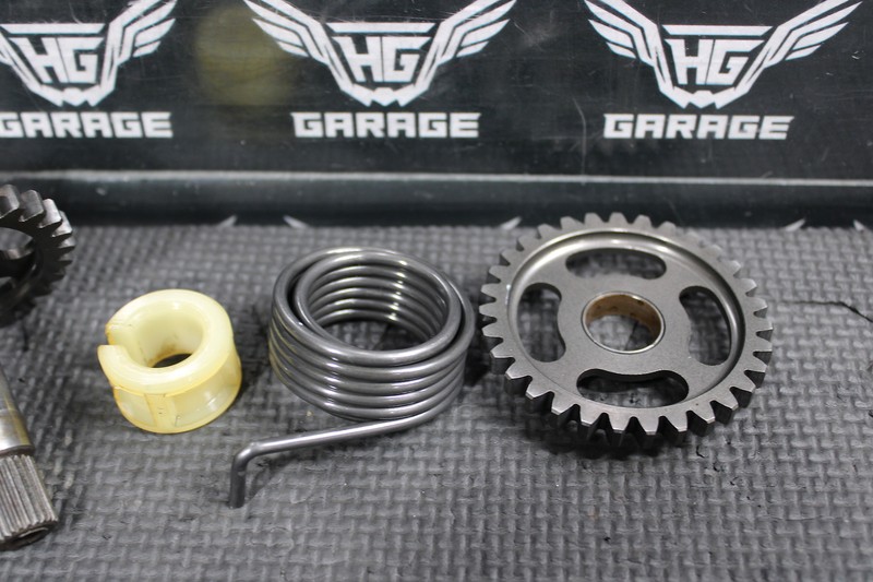 スポーツ・フィットネス Group kick JAN11 / APR11 / JUL11 / OCT11 2003 KAWASAKI KX125 OEM KICKSTART KICK START SHAFT W IDLER