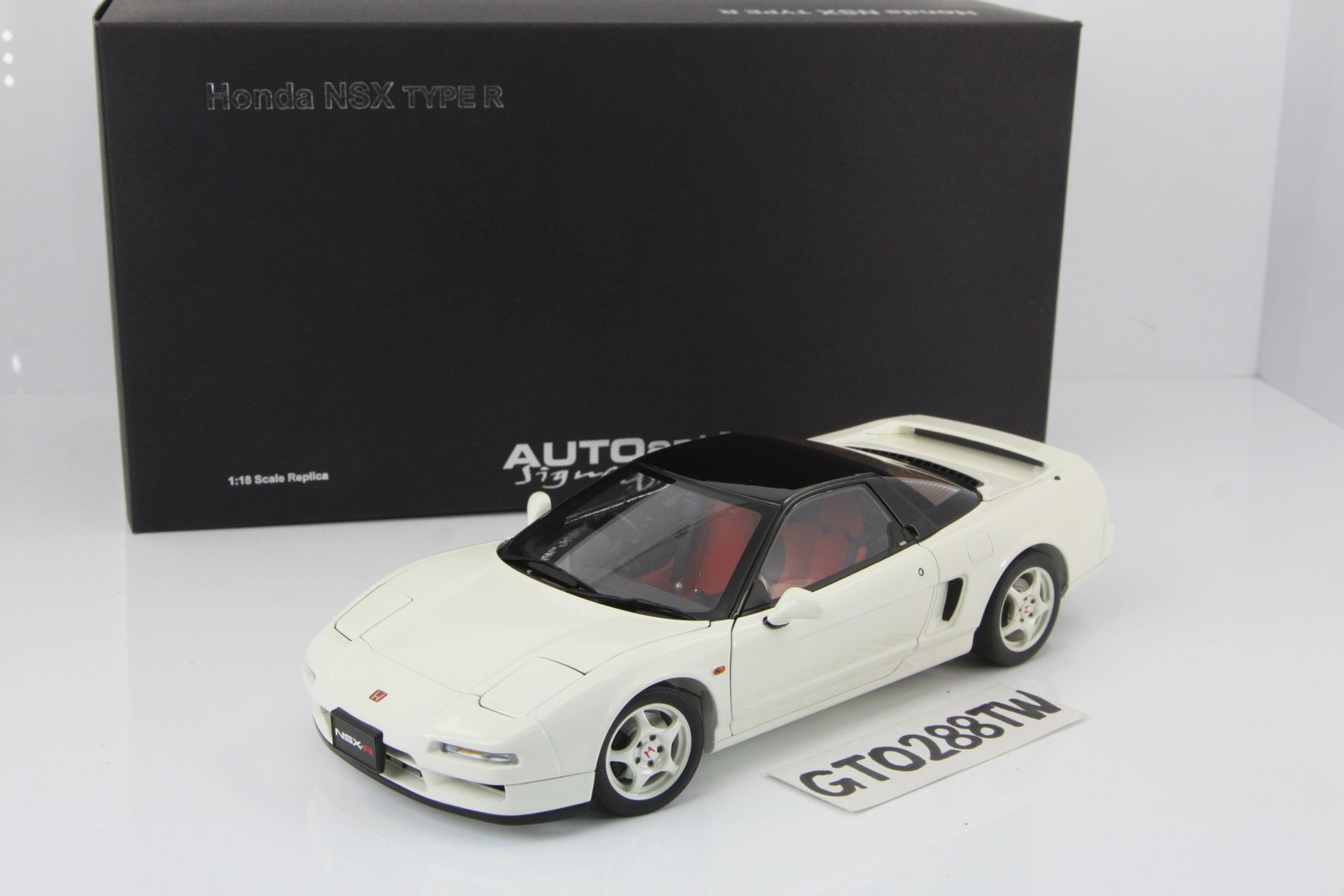 AUTOart 1:18 scale HONDA NSX Type R(NA1) 1992 Champion White