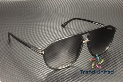 Pre-owned Tom Ford Ft1026 01b Plastic Shiny Black Gradient Smoke 61 Mm Men's Sunglasses In Gray