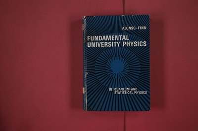 317805 Marcelo Alonso FUNDAMENTAL UNIVERSITY PHYSICS Addison-Wesley Publishing