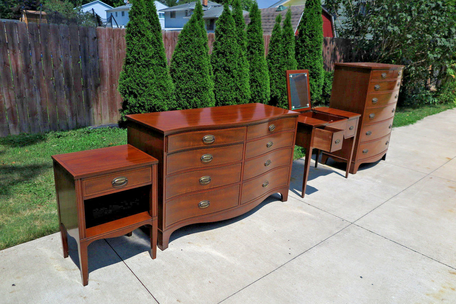 Henredon Heritage Bedroom Set Excellent Shape Hard to Find