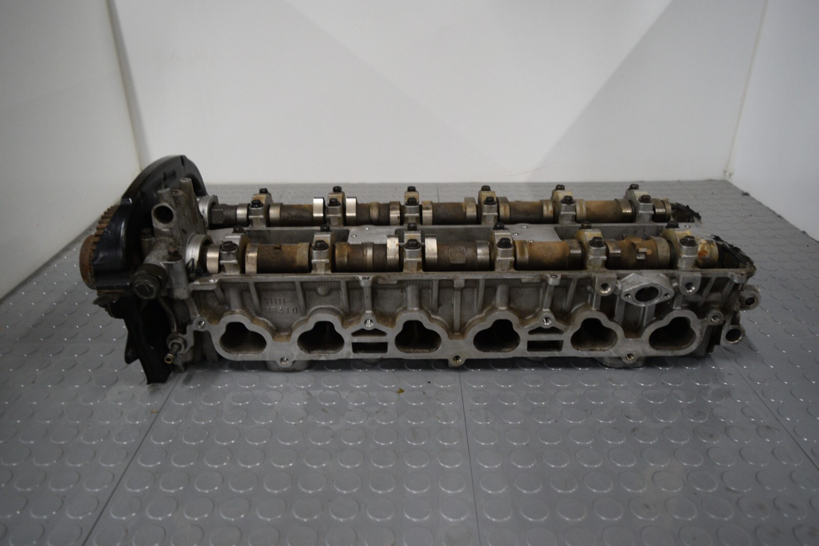 JDM Toyota 1JZ-GTE VVTI Cylinder Head 11111-88410 | 2.5L | 6 JDM Toyota 1JZ-GTE VVTI Cylinder Head 11111-88410 | 2.5L | 6