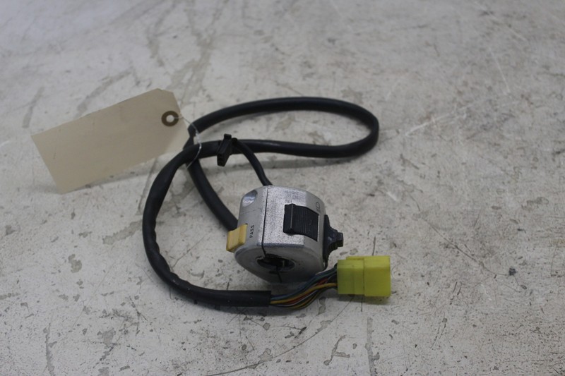 01-04 SUZUKI INTRUDER VOLUSIA 800 VL800 OEM LEFT HANDLE HORN