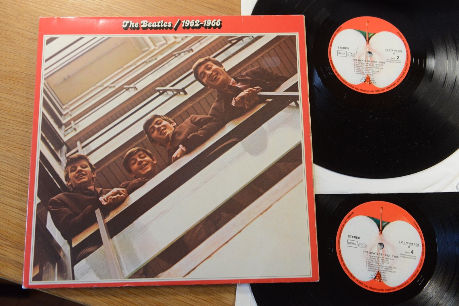 The Beatles レコード Apple BEATLES: 1967-1970 APPLE 12