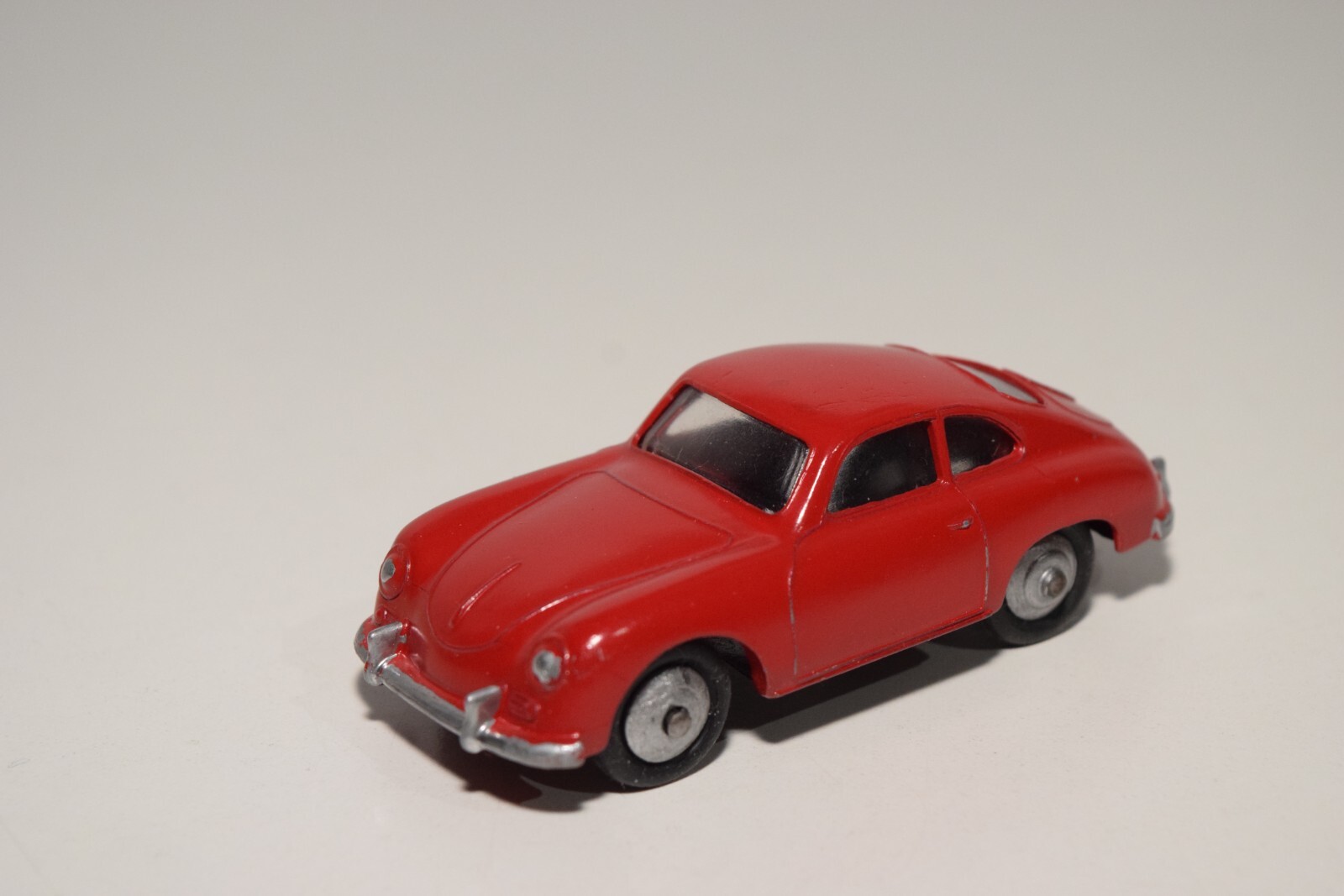 アサヒ・コレクション (1/24) ポルシェ 356A スピードスター アサヒ コレクション 1/24 ポルシェ 356A スピードスター 1956