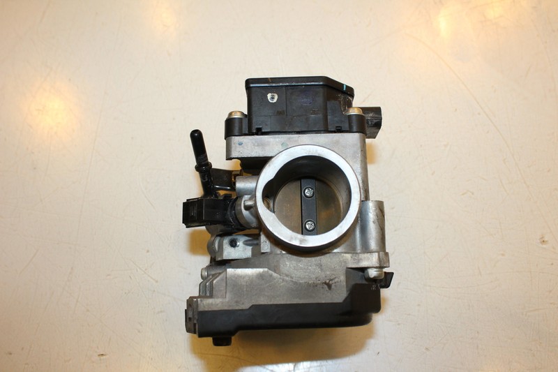 リール tos 楽天市場】特価 スピニングリール VITS 2000ZX (102711) : 矢田