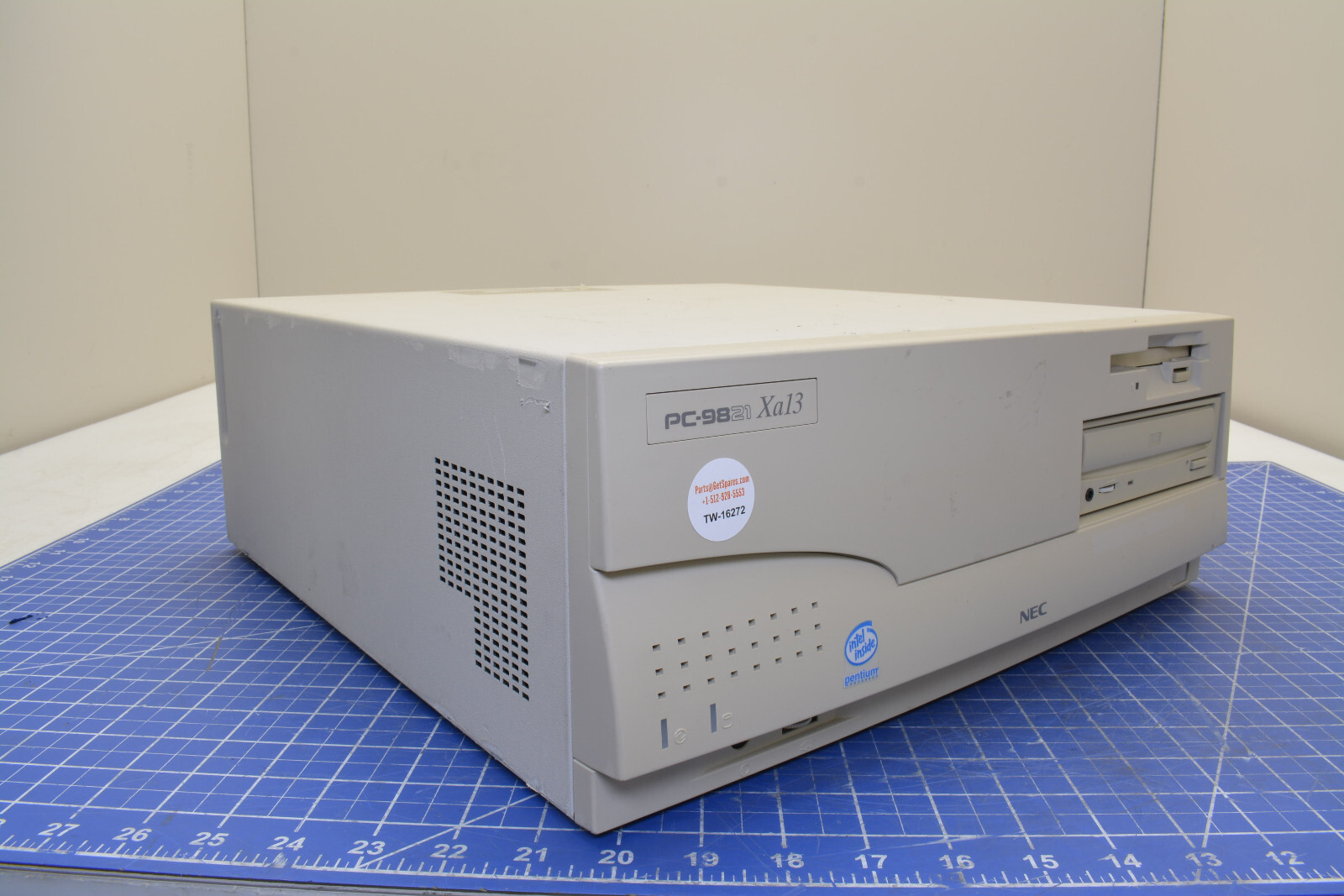 NEC PC-9821 Nr13／Windows98／AC PC-9821 XA13 / INDUSTRIAL COMPUTER, AC 100V, 50-60 HZ, / NEC