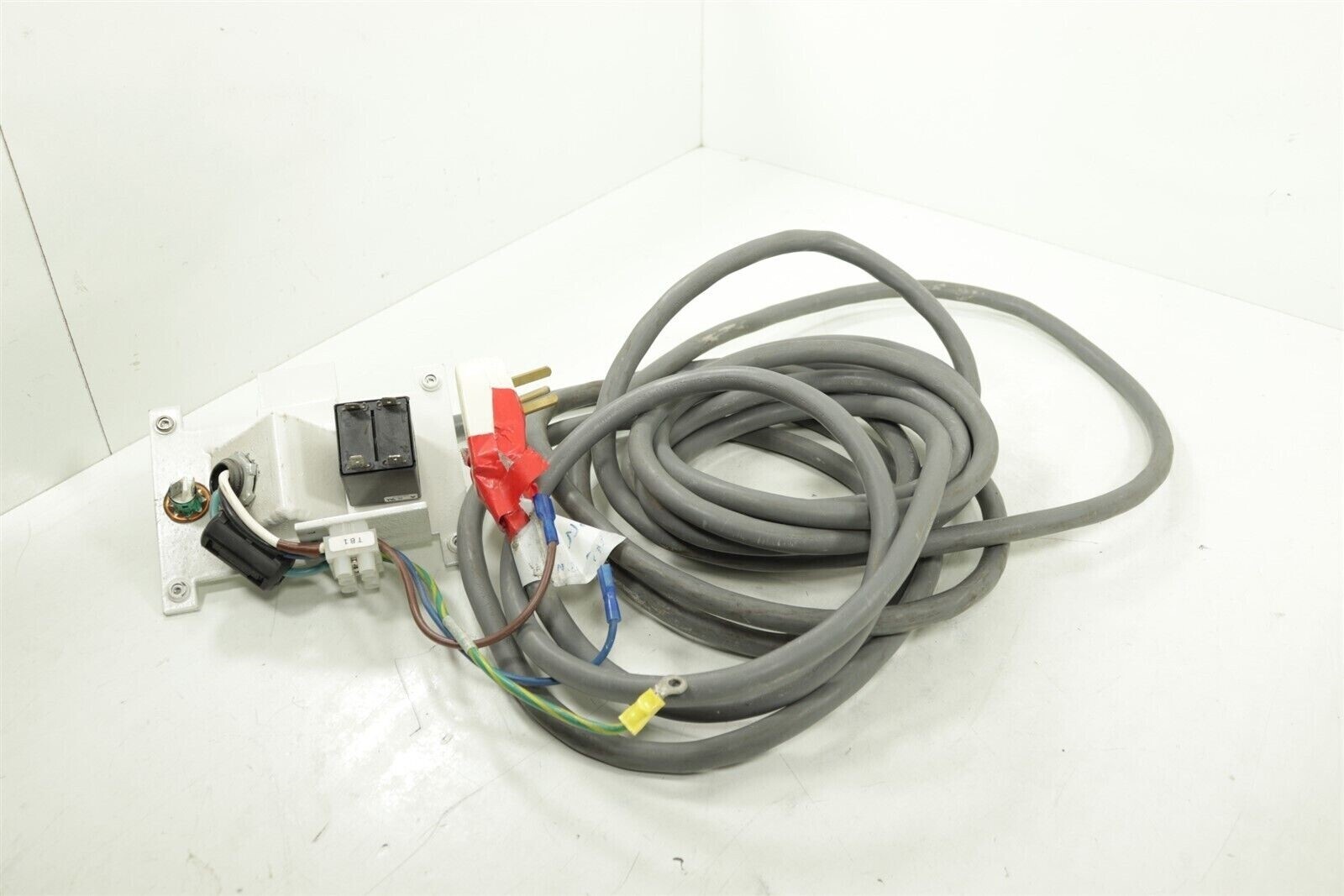 GE OEC 9800 C-Arm Vasculator Power Cable 220V