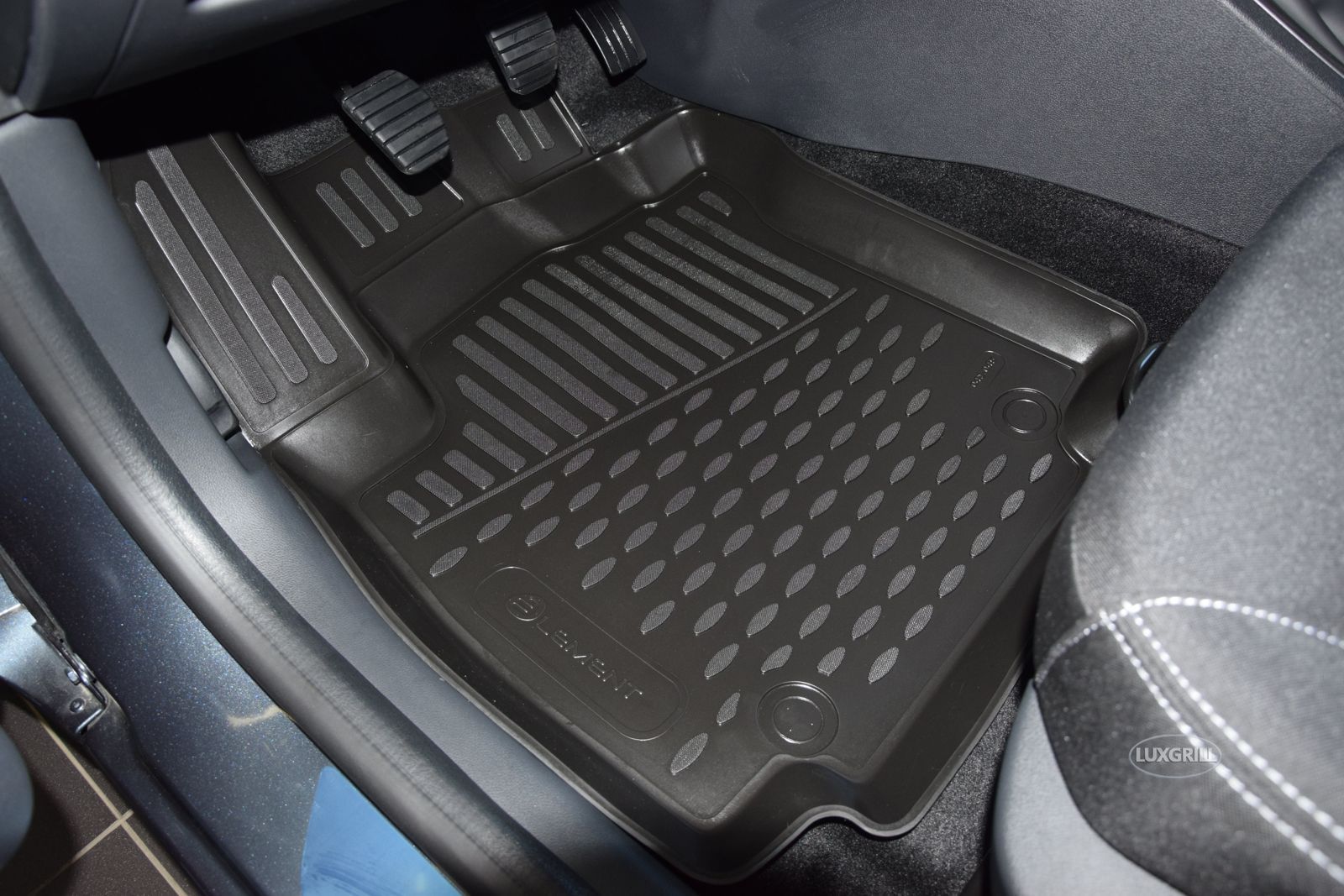 Tappeti Moquette Sprint Per Clio IV Berlina 3/5 porte dal 2012 al 2019 ( SPRINT03704