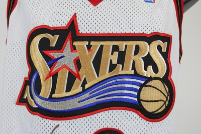 76ers Allen Iverson Signed GU 1997-98 Champion Size 42 Home Jersey BAS #D84676