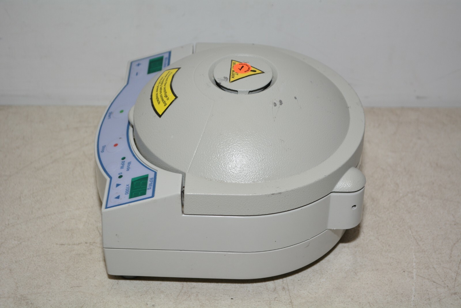 VWR International Galaxy 5D Mini Centrifuge #521-2842 #B50