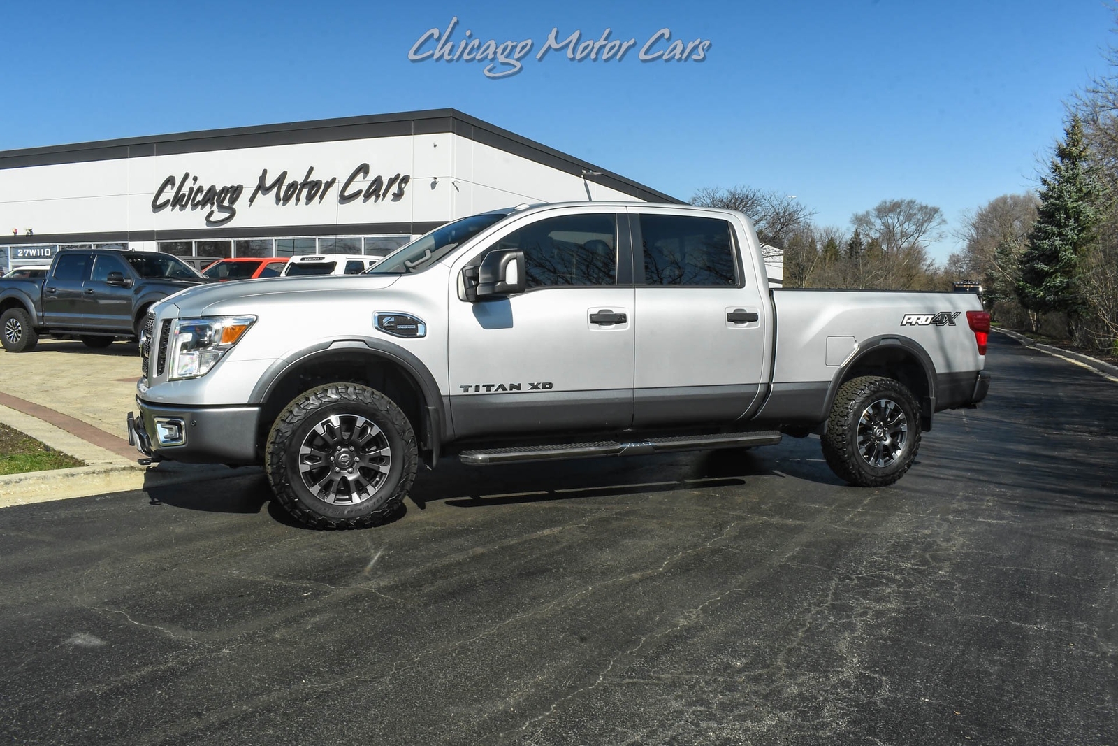 2019 Nissan Titan XD PRO-4X DIESEL  CREW CAB LEATHER BEDLINER Brilliant Silver M