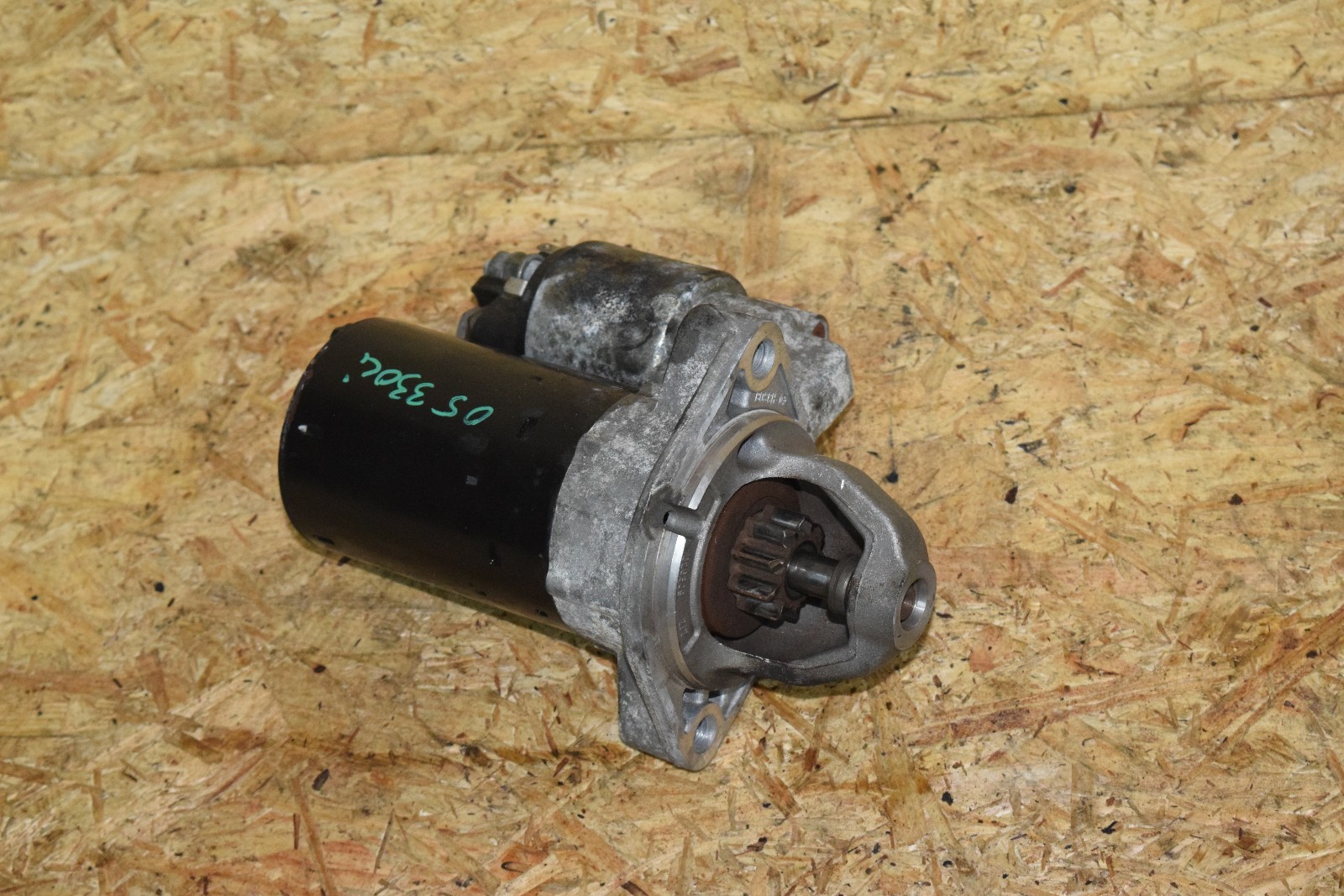 0106 BMW E39 E46 BOSCH ENGINE MOTOR IGNITION EXCHANGE STARTER UNIT OEM