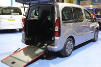 PEUGEOT PARTNER PETROL WHEELCHAIR ACCESSIBLE VEHICLE MOBILITY WAV RAMP WINCH