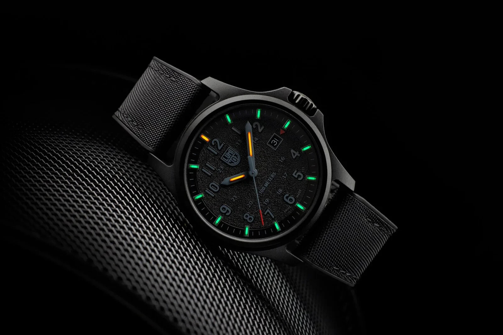 Pre-owned Luminox Atacama Field Black Dial Rubber Band Watch Xl.1961 43mm Sapphire Glass