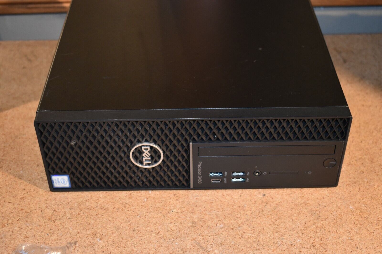 DELL Precision 3430 Tower SFF Xeon E-2124G 3.4GHz 16GB 256GB DELL Precision 3430 Tower SFF Xeon E-2124G 3.4GHz 16GB 256GB