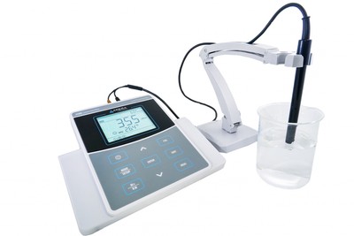 Apera EC800 Laboratory Benchtop Conductivity/TDS/Salinity/Resistivity/Temp.Meter