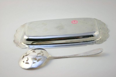 Vintage Wm Rogers International Silverplate Cranberry Set in  Box  -EUC-  #1440