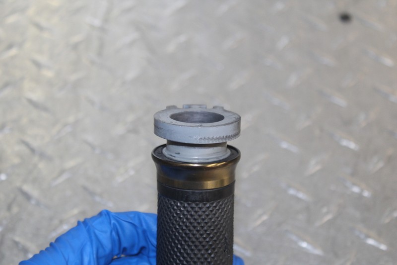 2003 KAWASAKI NINJA ZX6R RIGHT THROTTLE TUBE GRIP 46019-0001 | eBay