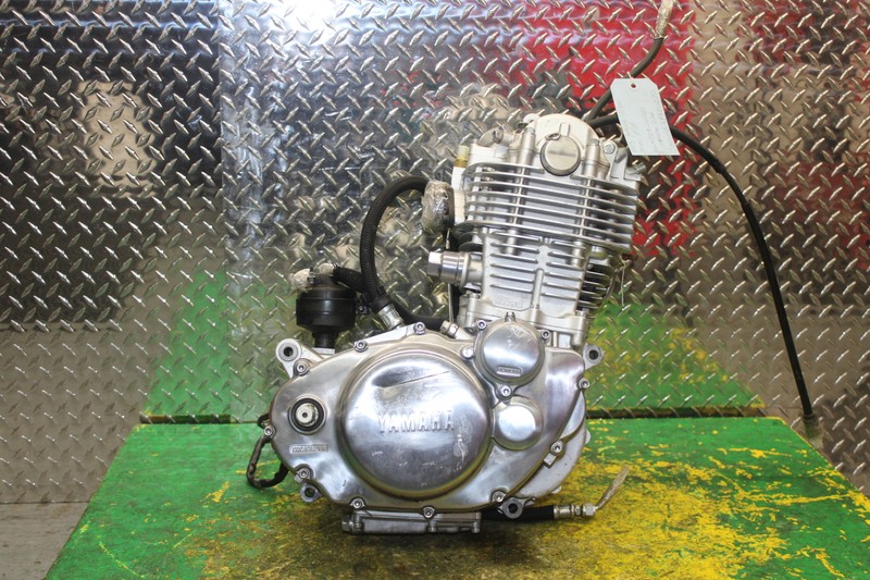 Yamaha sr400 двигатель