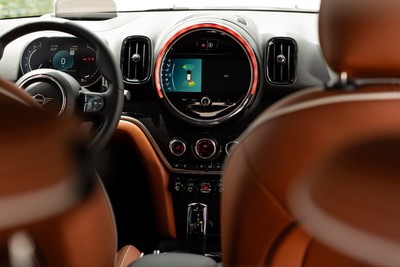 image 4 of interior