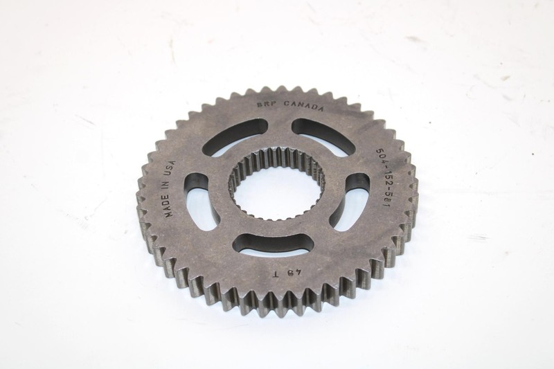 2017 Ski-doo Grand Touring 900 Oem Bottom Chain Case Sprocket