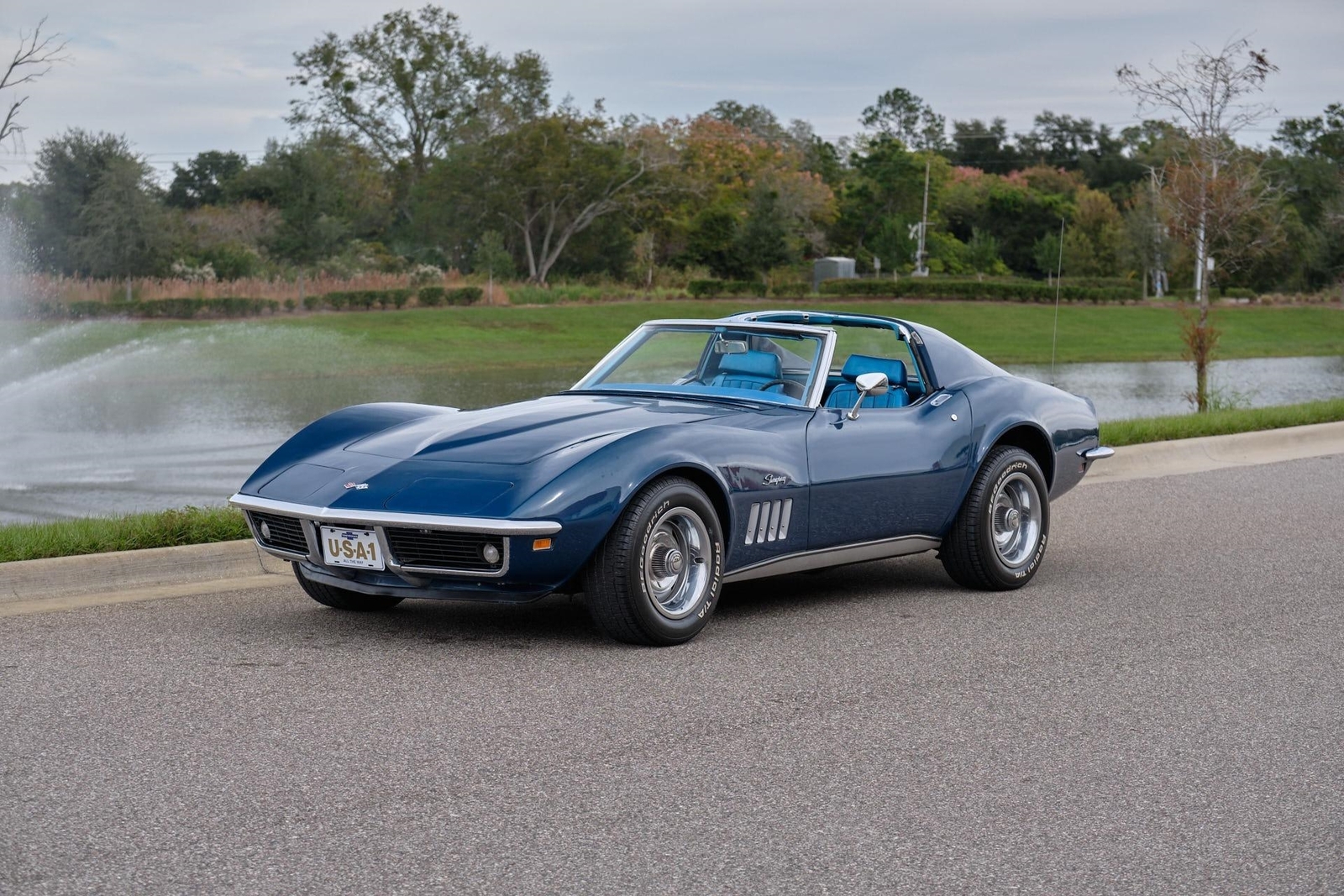 1969 Chevrolet Corvette  Matching Numbers 350 4 Speed Lemans Blue