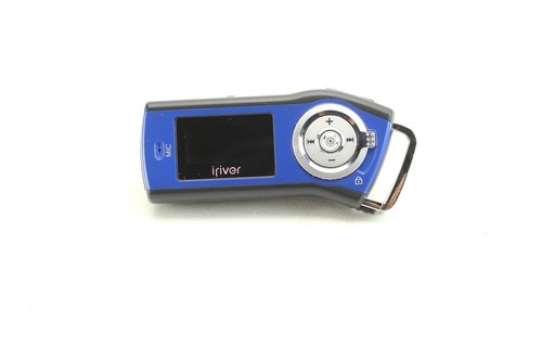 iRiver - IFP-899 - MP3 player, voice recorder, radio, 1 gig iRiver - IFP-899 - MP3 player, voice recorder, radio, 1 gig