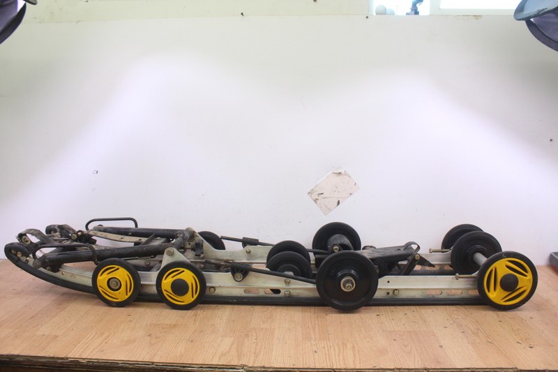 2002 SKI-DOO SUMMIT ZX 800 Rear Suspension Skid 151