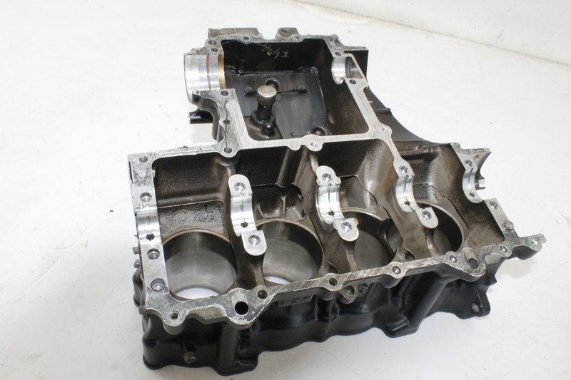06-07 ZX10R ENGINE MOTOR CRANK CASE BLOCK UPPER LOWER CASES 06-07 ZX10R ENGINE MOTOR CRANK CASE BLOCK UPPER LOWER CASES