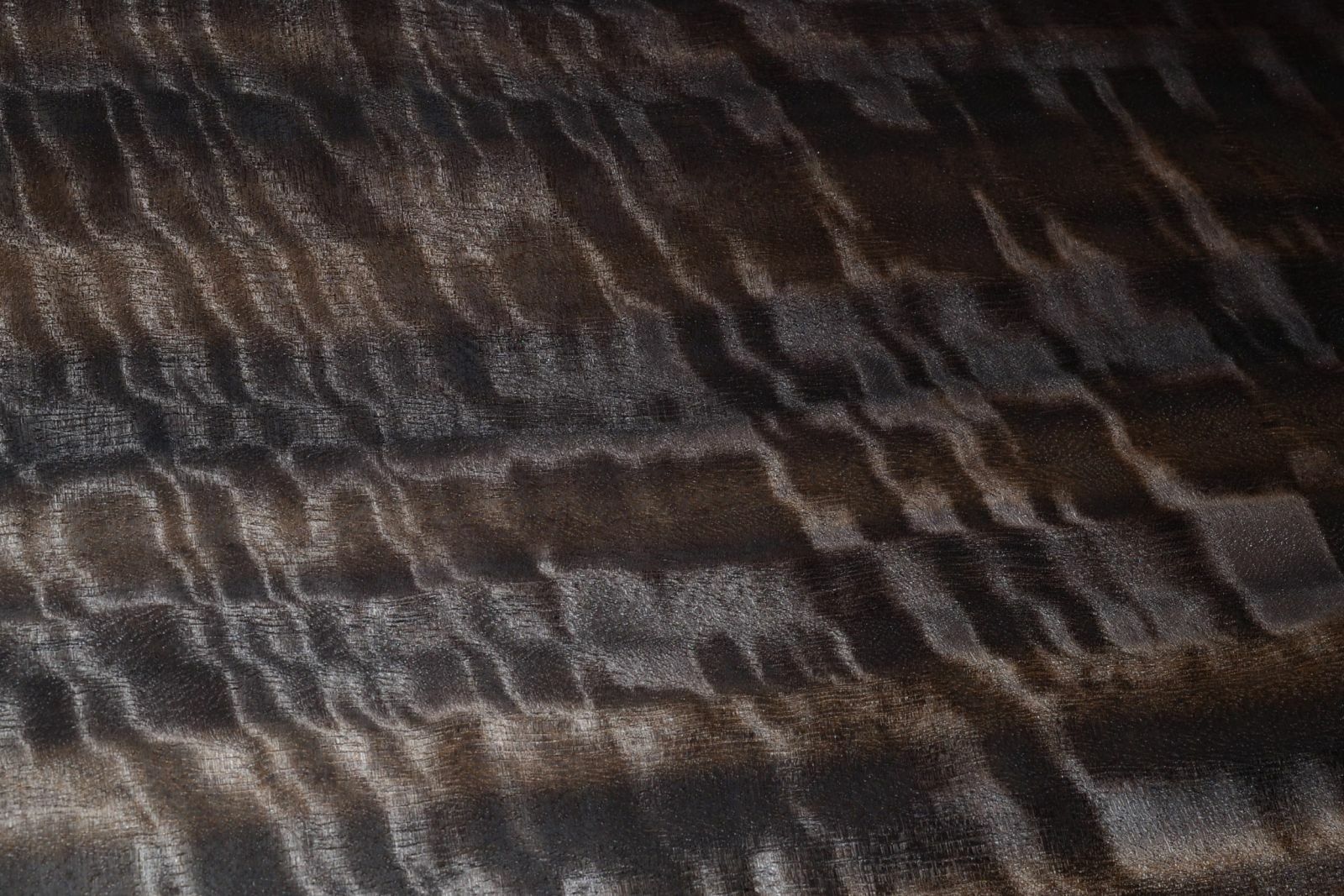 Fumed Eucalyptus Raw Wood Veneer 8.5 x 28 inches            F8636-33