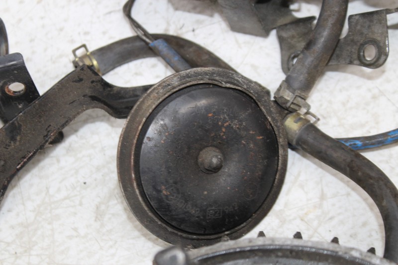 93-01 KAWASAKI NINJA ZX11 PARTS TAILLIGHT FUEL PUMP MIRROR