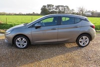 2016 Vauxhall Astra 1.6 CDTi 16V ECO FLEX DESIGN BAND A ROAD TAX HATCHBACK Diese