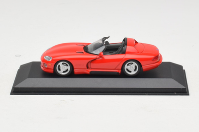 Dodge Viper Cabriolet Rouge 1:43 Minichamps | 430144032