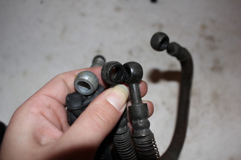 KAWASAKI ZX750 FRONT BRAKE LINE HOSE HOSES SPLITTER JOINT (TOB223