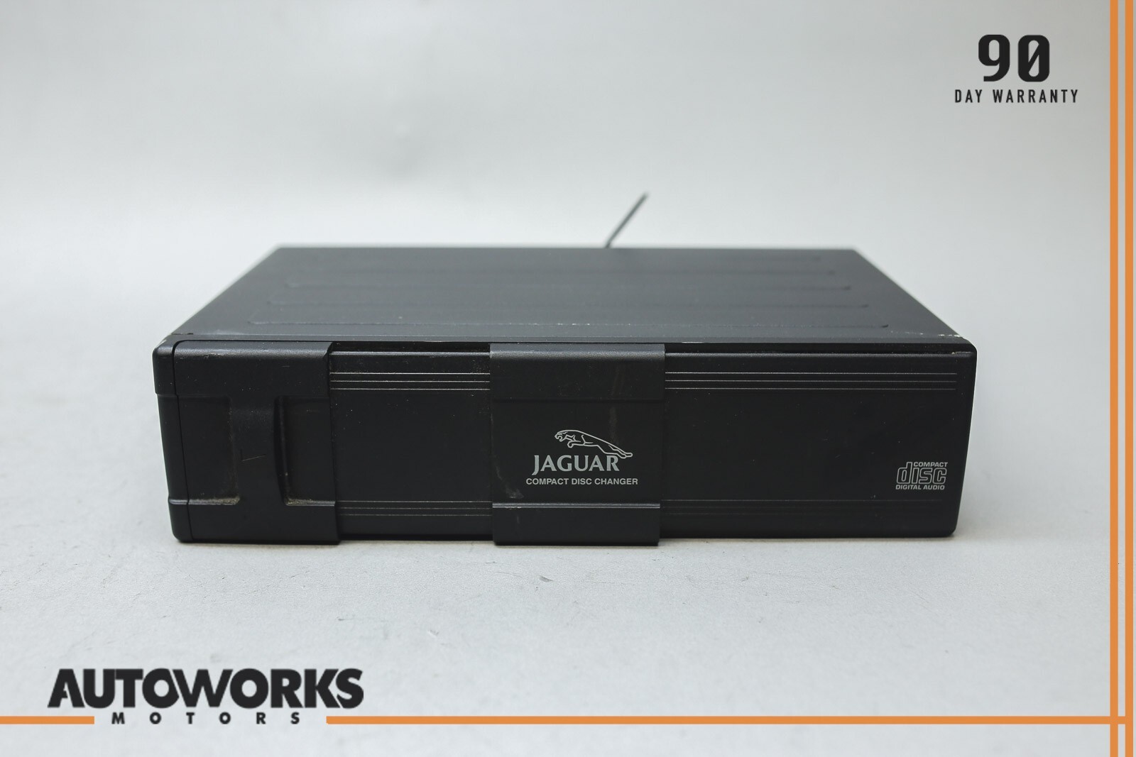 98-03 Jaguar XJR VDP X308 XK8 X100 Audio Player 6 Disc CD