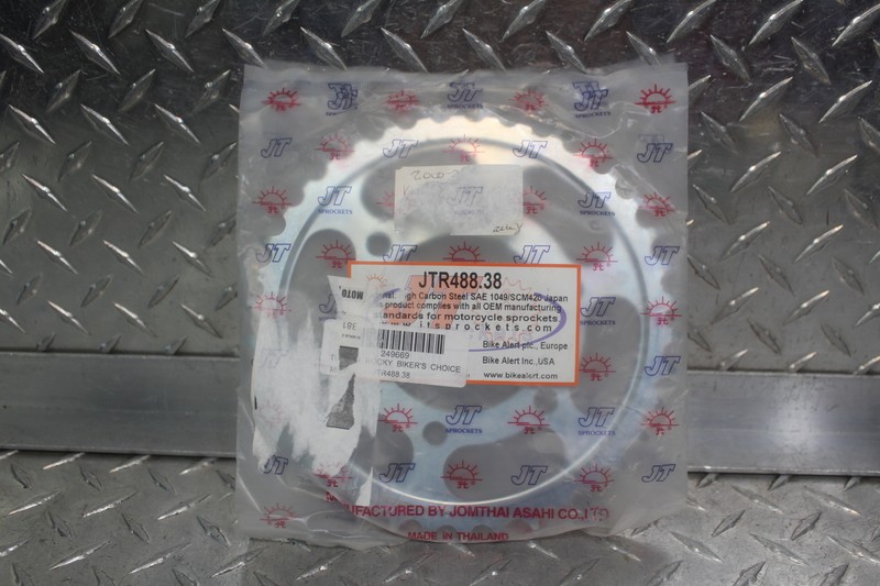 2005 KAWASAKI NINJA ZX12R ZX1200B (JT SPROCKETS) REAR BACK