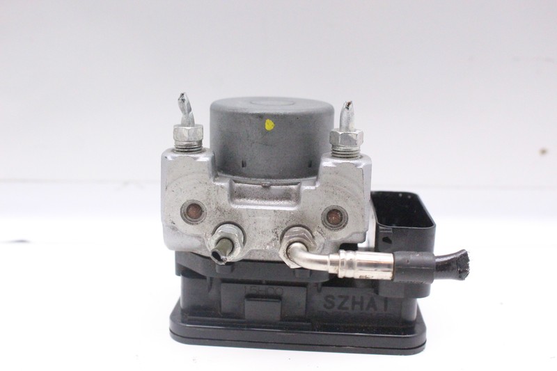 2016 Suzuki Hayabusa GSX1300R ABS PUMP UNIT MODULE 55610-15H01