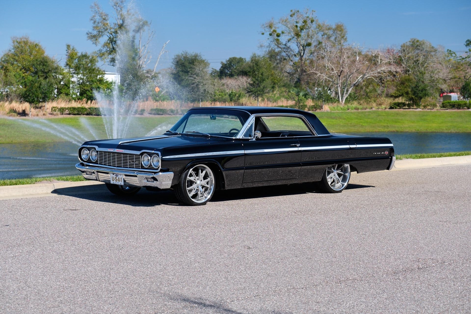 Owner 1964 Chevrolet Impala SS Custom Build Low Rod Tuxedo Black