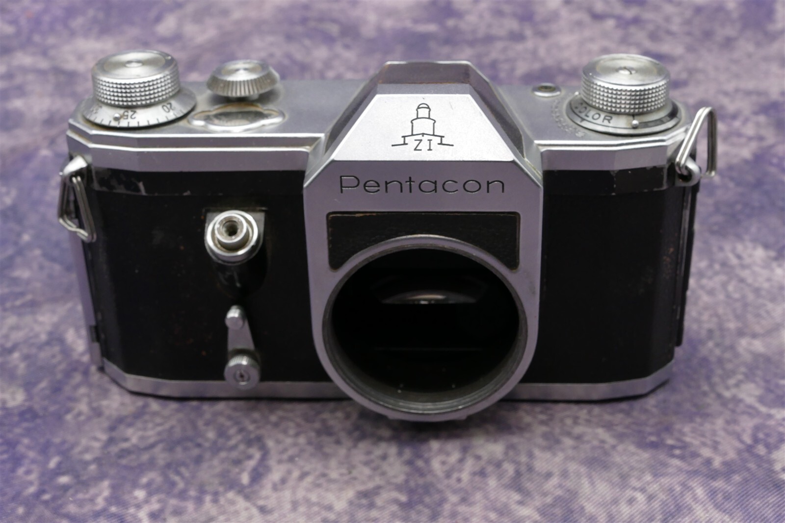 Contax D カメラ Contax D | LENS-DB.COM