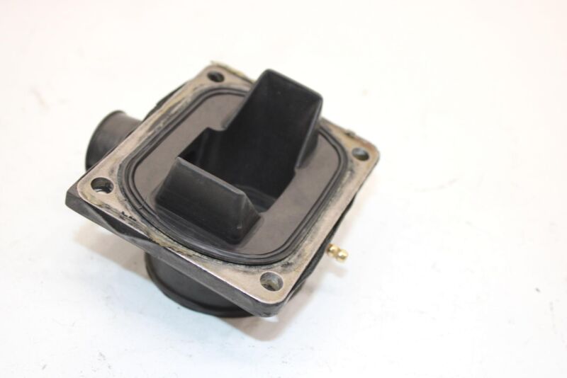 89 Yamaha Phazer Pz480n Oem Intake Manifold 8V0-13555-00-00 89 Yamaha Phazer Pz480n Oem Intake Manifold 8V0-13555-00-00