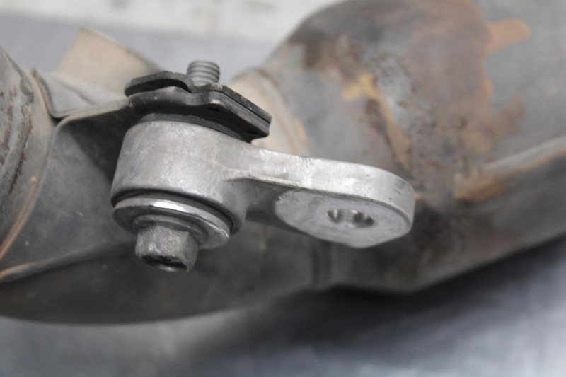 2007 Yamaha YZF R1 EXHAUST MIDPIPE MID MIDDLE PIPE 4C8-14740