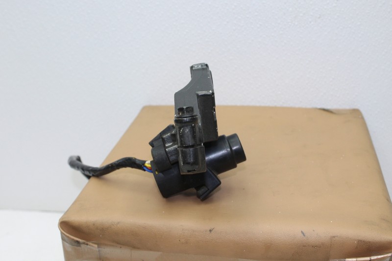 KAWASAKI NINJA ZX750 TRIPLE TREE TOP IGNITION SWITCH LOCK