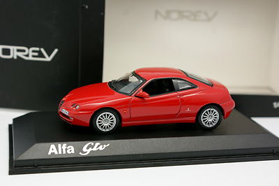 Norev 1/43 Alfa Romeo GTV 2003 Rouge
