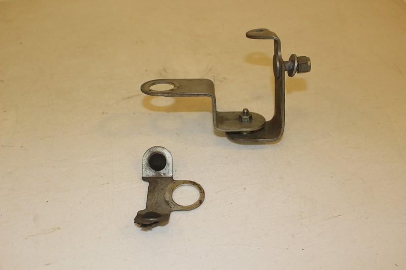 HARLEY DAVIDSON OEM HORN MOUNTING BRACKETS 1984 eBay