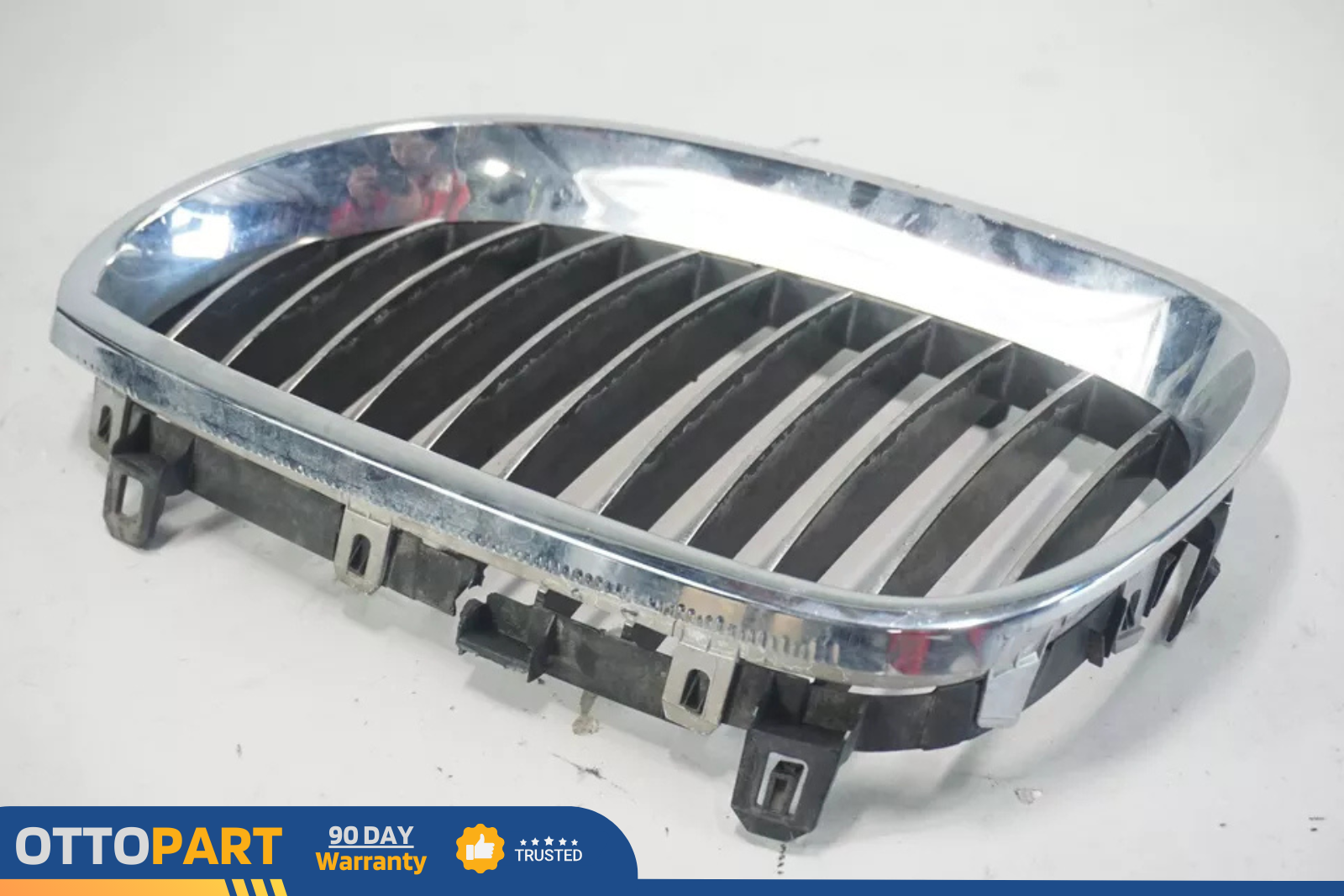 2006 - 2007 BMW E60 530xi Front Left Side Bumper Radiator Vent Grille Chrome OEM