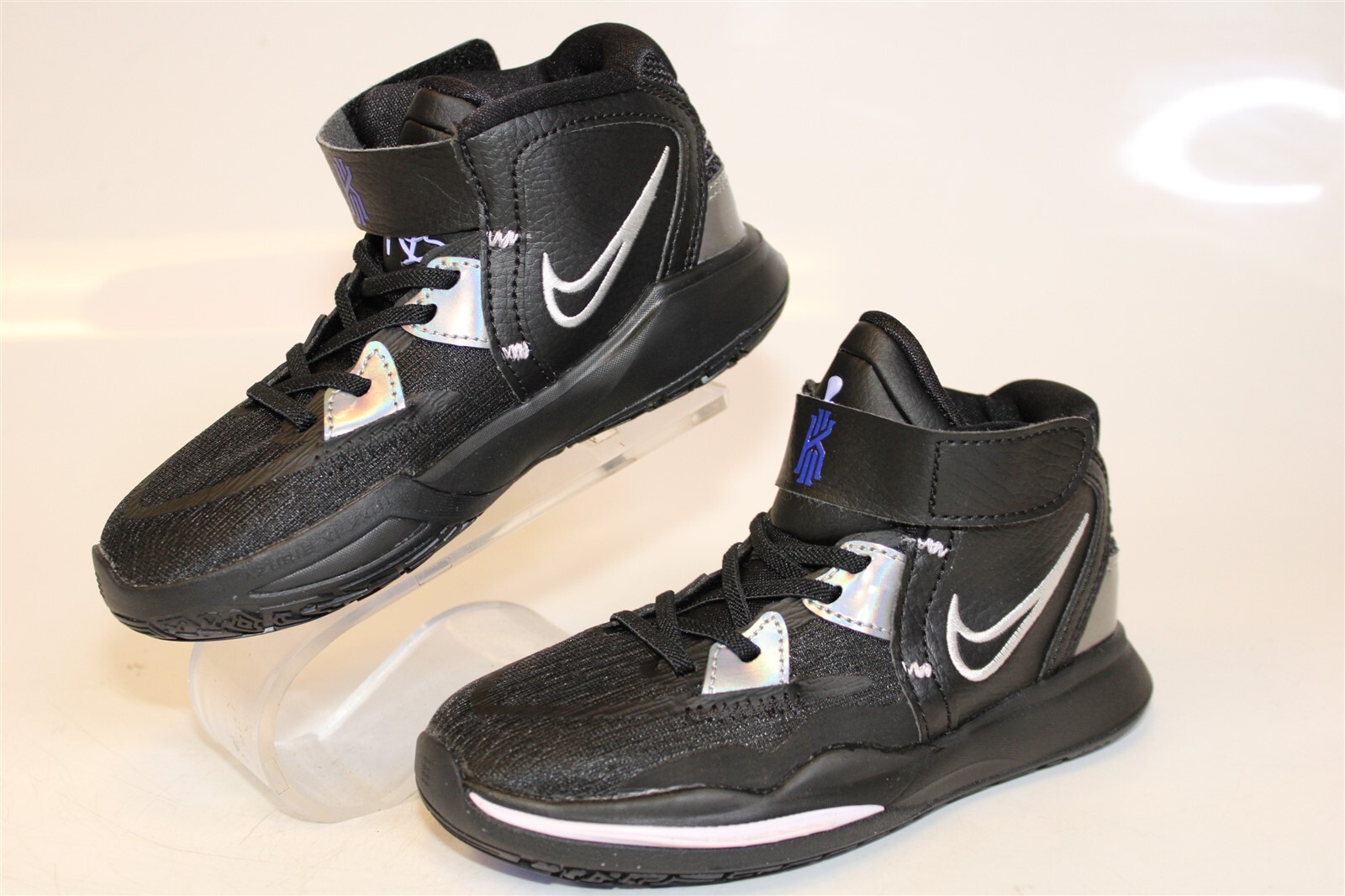 Nike Kyrie Infinity NEW Youth Boys Size 11 28 Black