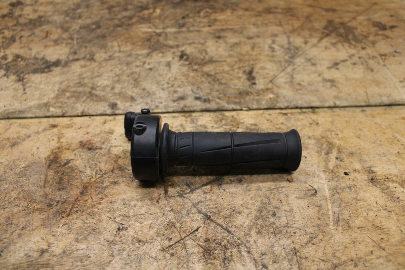 13-18 KAWASAKI NINJA ZX6R THROTTLE CABLE LINE HOUSING GUIDE