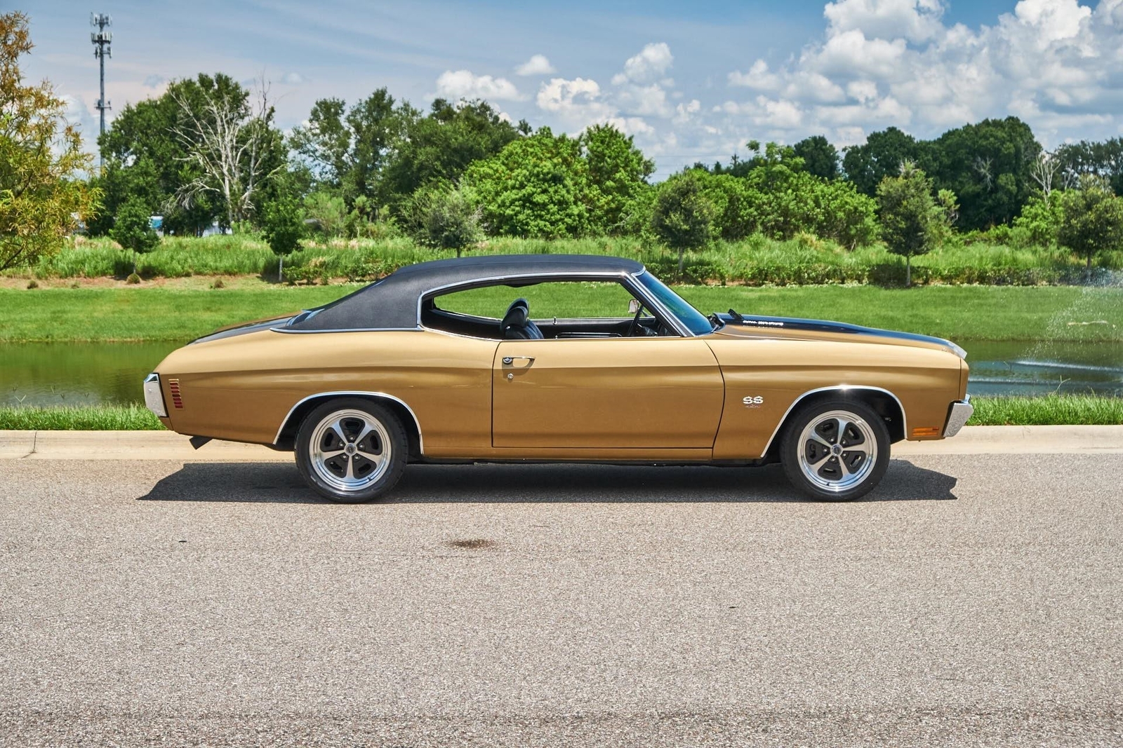 1970 Chevrolet Chevelle Ss 454 Big Block Auto Autumn Gold - Used