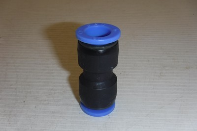 SPC PUC12 STRAIGHT UNION ONE- TOUCH FITTING 1/2'' OD TUBE NNB